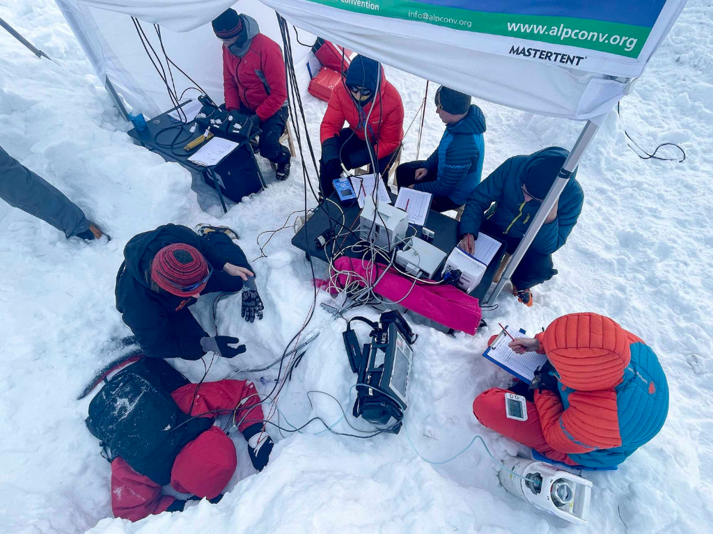 Avalanche Burial : un appareil portable quintuple le temps de survie