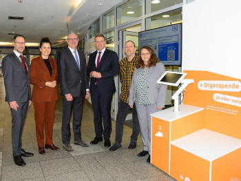 (v.l.) Dr. Dirk Schedler, Marina Filipović, Prof. Dr. Edgar Schömig, Matthias Heidmeier, Markus Nagel und Konstanze Birkner, Foto: Klaus Schmidt