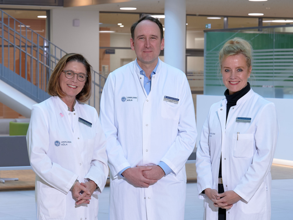 (v.l.) Prof. Dr. Rita Schmutzler, Prof. Dr. Alexander Volk und Prof. Dr. Kerstin Rhiem, Foto: Michael Wodak