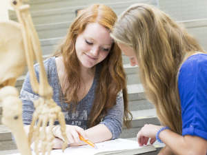 Ausbildung in der Pflege, Foto: Uniklinik Köln Ausbildung in der Pflege, Foto: Uniklinik Köln