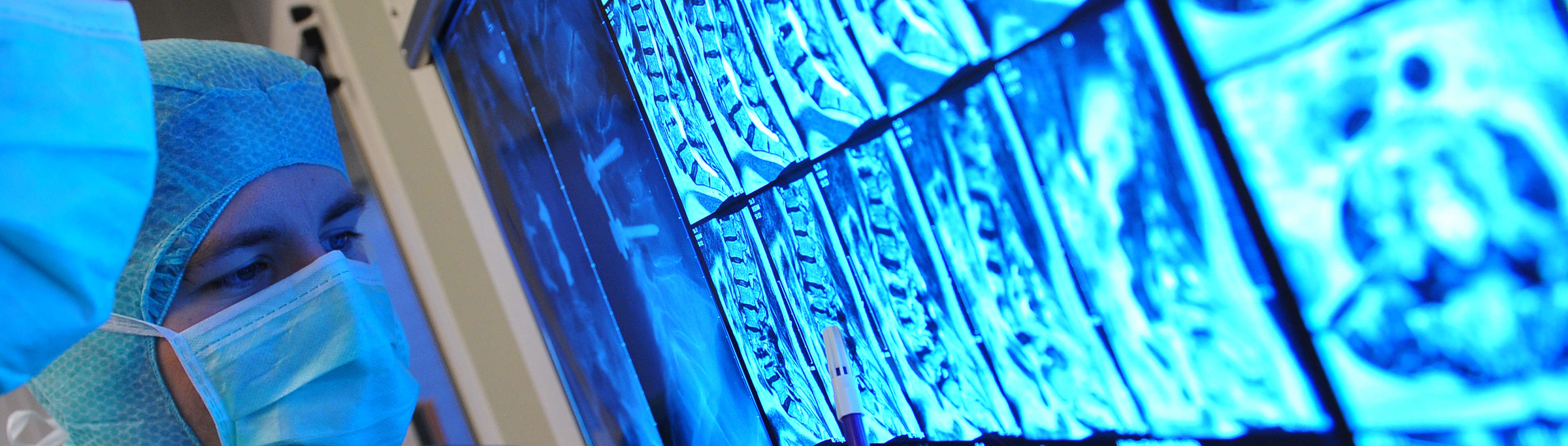 Wirbelsäulenverletzungen Erkrankungen & Therapien Orthopädie Unfallchirurgie Uniklinik Köln