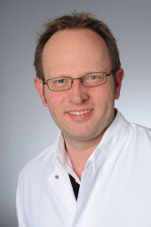 Dr. Eric Hahnen