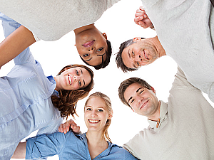 Freiwilliges Soziales Jahr in der Uniklinik Köln, Foto: Fotolia Andrey Popov Freiwilliges Soziales Jahr in der Uniklinik Köln, Foto: Fotolia Andrey Popov