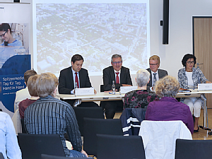 Jahrespressekonferenz 2016, Timo Mügge, Prof. Dr. Edgar Schömig, Günter Zwilling und Vera Lux Jahrespressekonferenz 2016, Timo Mügge, Prof. Dr. Edgar Schömig, Günter Zwilling und Vera Lux
