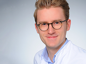 Dr. Simon Lennartz, Foto: Michael Wodak