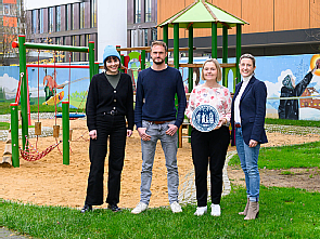 (v.l.) Leonie Leithausen, Georg Thiel, Birgit Laue und Dr. Madeleine Werthebach, Foto: Michael Wodak