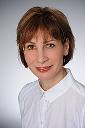 Dr.--Ferrari-Malik-Anja