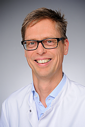 Prof. Dr. Thorsten Simon