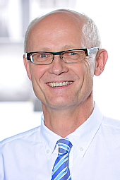 Univ.-Prof. Dr. Reinhard Büttner