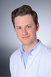 Dr. Julian Dronse