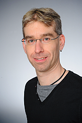 Dr.--Clahsen-Thomas