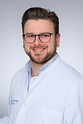 Dr. Hendrik Theis