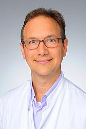 Dr. Armin Tuchscherer