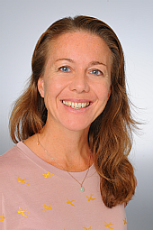  Pia Jakob