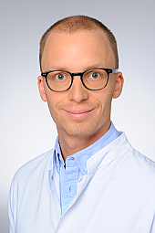Dr. Lucas Kühne