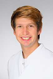 Dr. Philipp Koll
