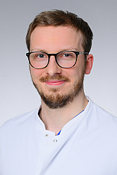 Dr. Matthieu Schäfer