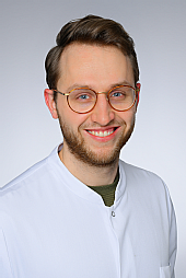 Dr. Marcel Mayer