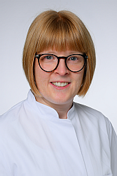 Dr. Sabrina Ahrens
