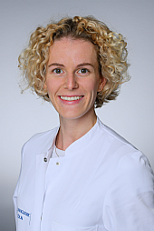 Dr. Eva Rickers