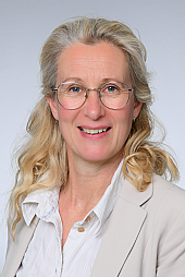  Isabelle Gelhausen
