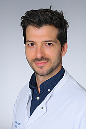 Dr. Julian Baumann