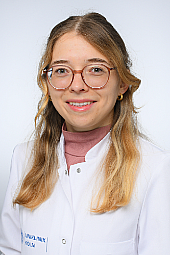 Dr.--Schitz-Jennifer