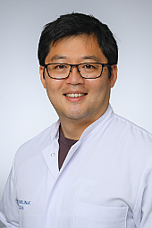 Dr.--Che-Yue